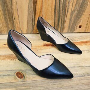 Kenneth Cole Reaction Eltinn Wedge Pump NEW Size 6.5